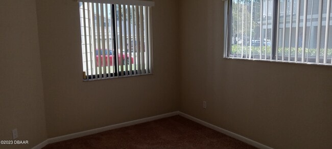 Building Photo - 23 Landings Ln