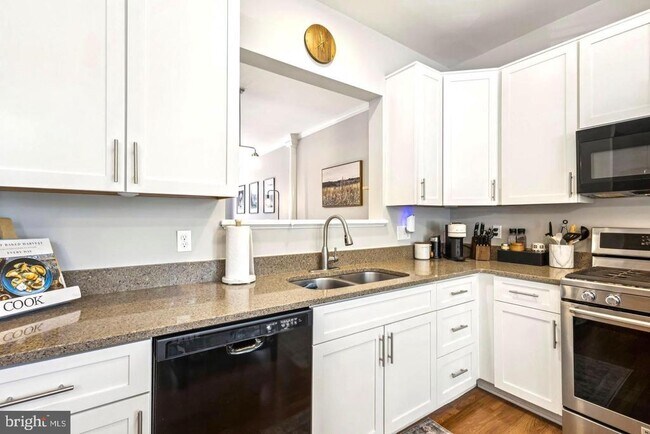 Building Photo - 506 Torbert Loop