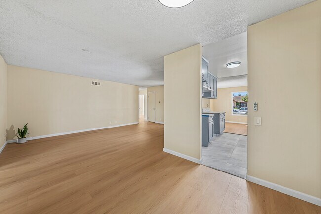 Building Photo - 3482 Alonquin Way