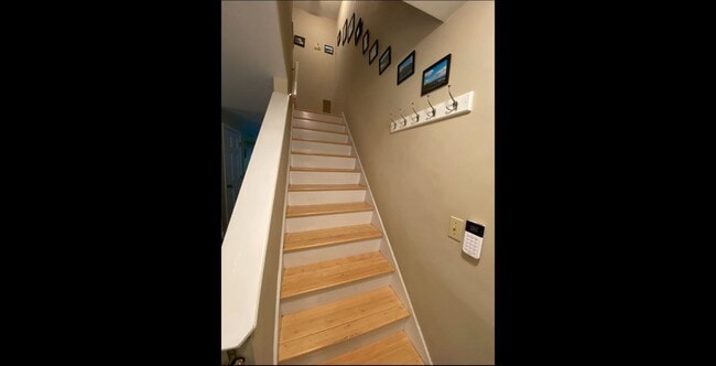 Building Photo - 777 Middle Rd