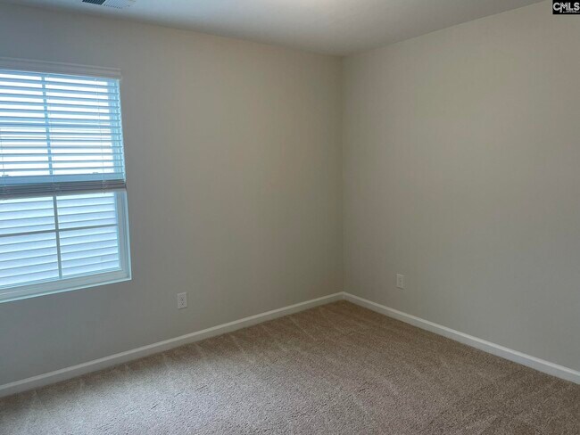 Building Photo - 434 Eclipse Ln