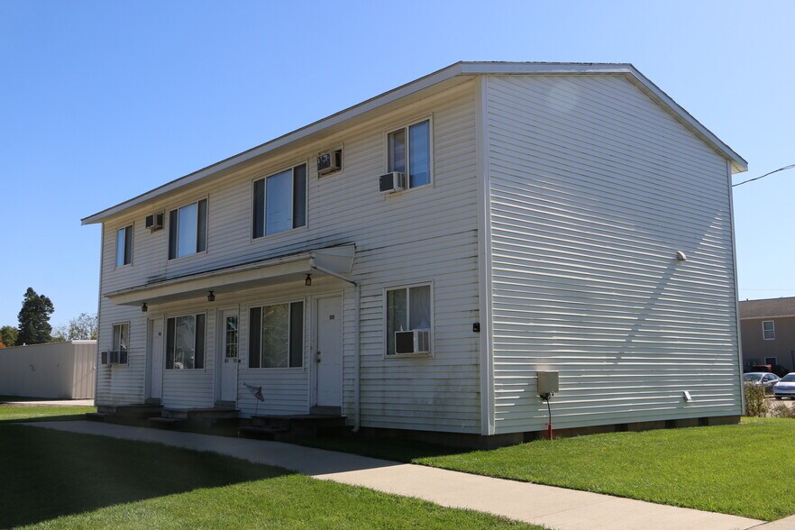 Primary Photo - 1016 W 20th St