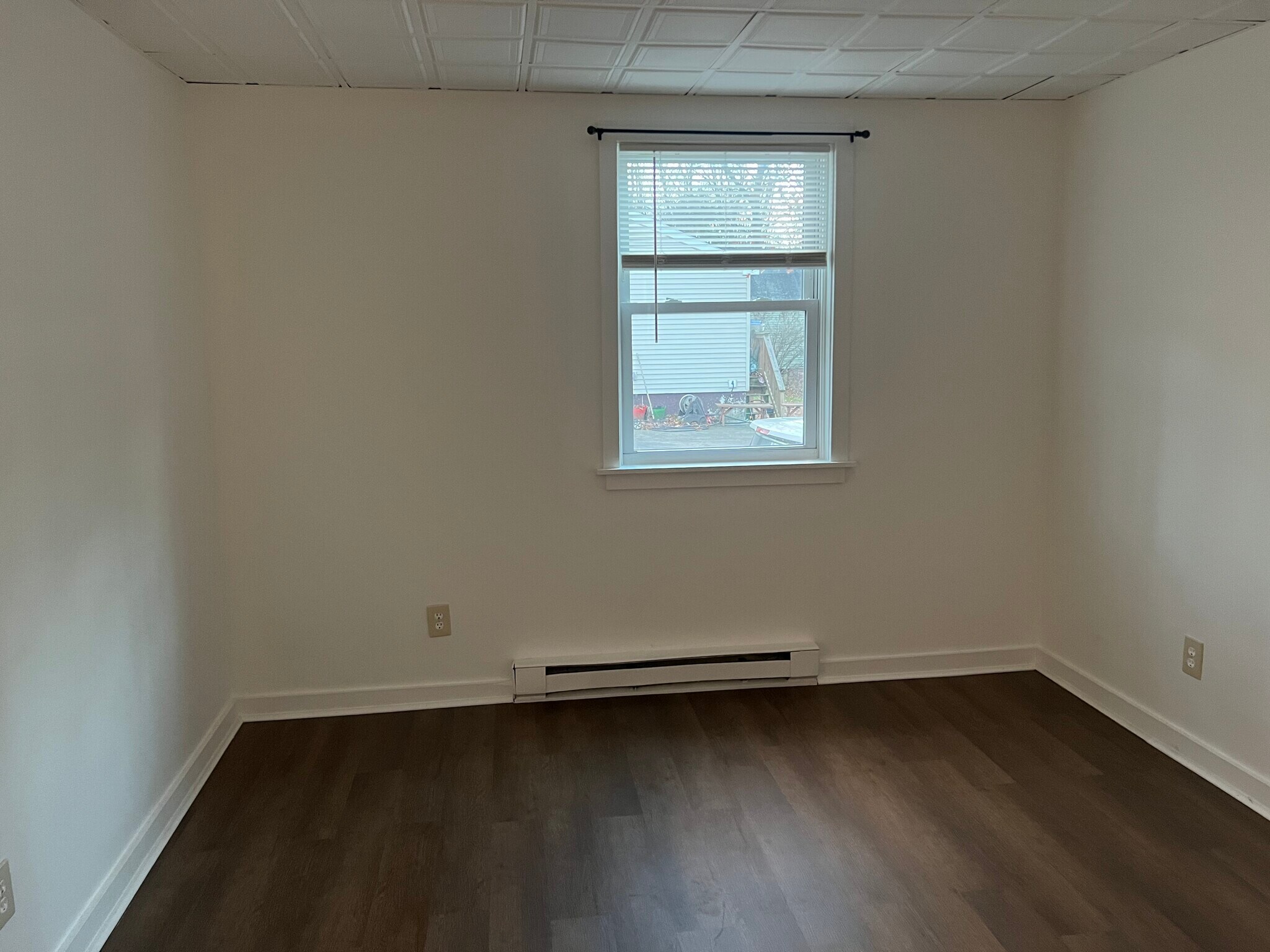 Living room - 18 First St