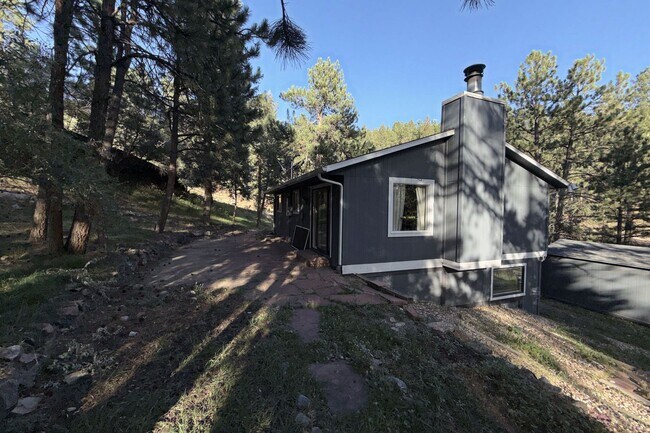 Building Photo - 27535 Mountain Park Rd