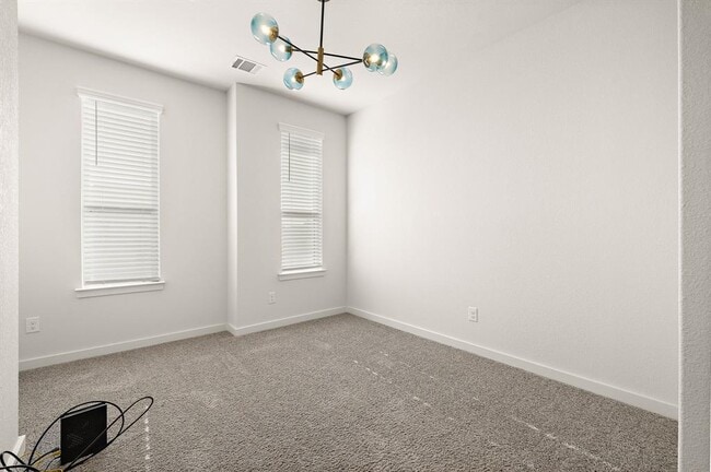 Building Photo - 2500 FOREST CREEK Dr