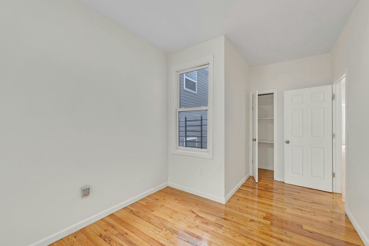 Building Photo - 101 Hedden Terrace