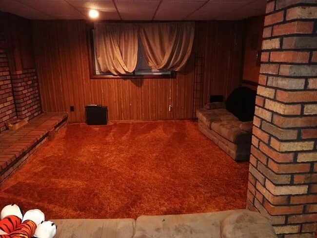 Building Photo - 7823 Perry Rd