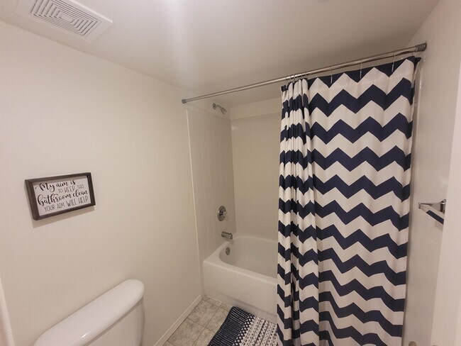 Building Photo - 97 Misty Creek Dr