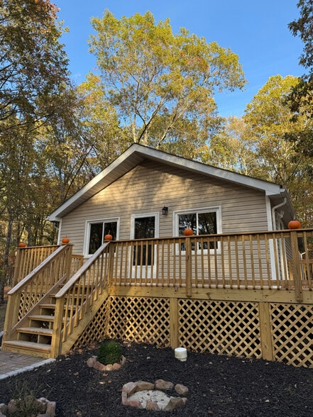 Primary Photo - 106 Lenape Trail