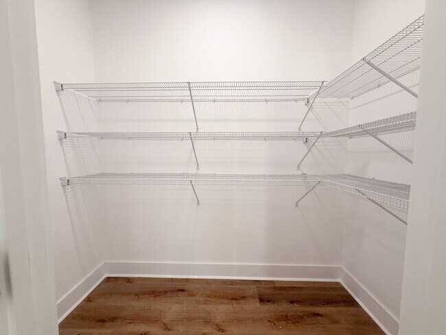 Building Photo - 3-Bedroom Home Steps from Resort-Style Pool with Jack-and-Jill Bath