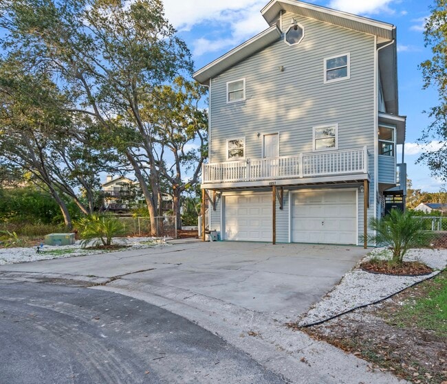 Building Photo - 4857 Hummingbird Trail