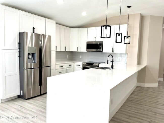 Building Photo - 210 Wickham Lakes Dr