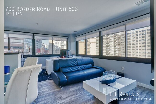 Building Photo - 700 Roeder Rd