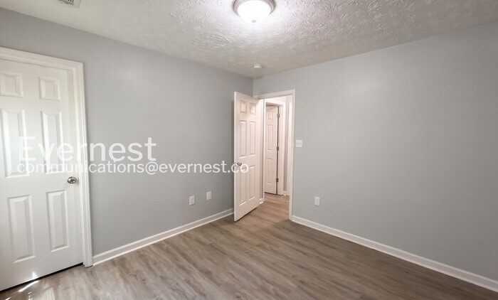 Building Photo - 248 Bridgeport Ln