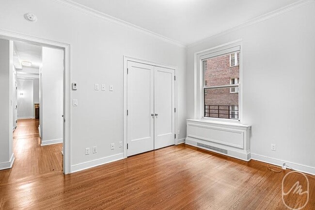 Building Photo - 3 bedroom in New York NY 10028