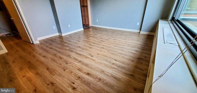 Building Photo - 1011 Arlington Blvd