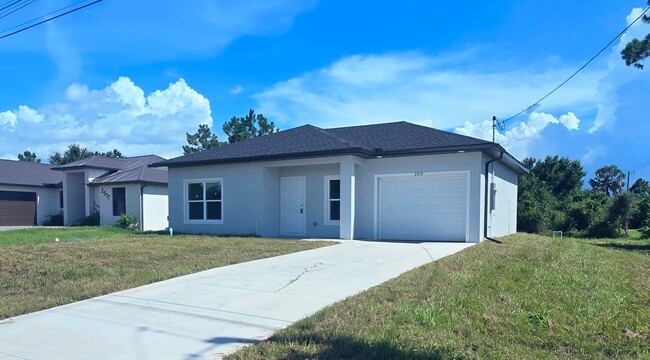 Primary Photo - Brand New Construction-2//2/1 SW Lehigh Acres