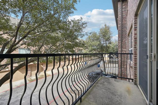 Building Photo - 3934 Amberwood Dr