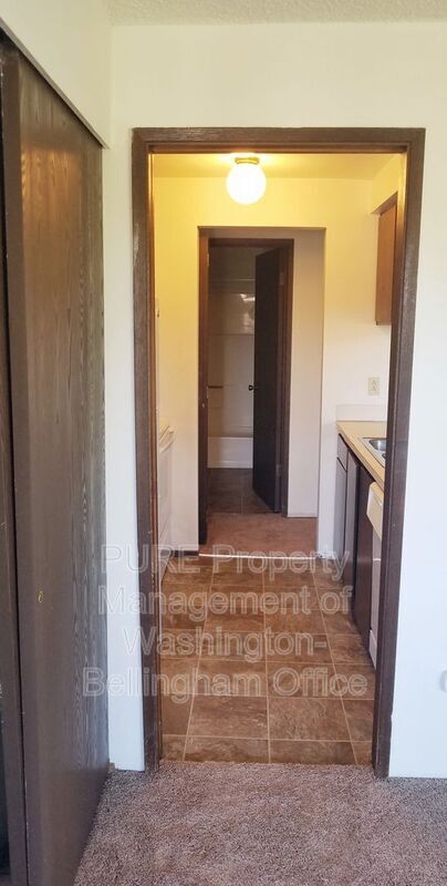 Building Photo - 808 21st St