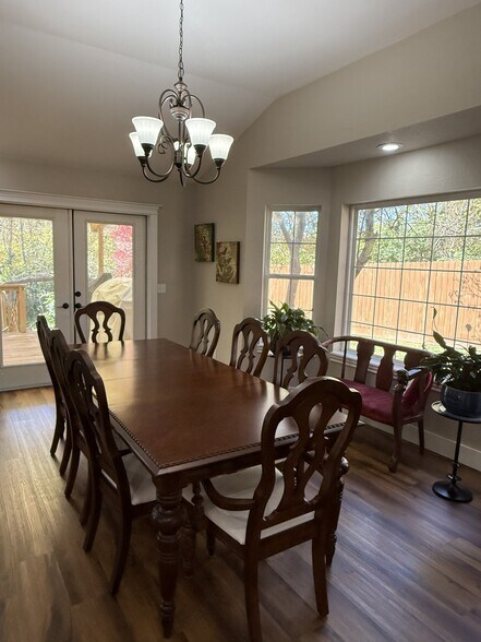 Formal Dining - 3765 Atlanta Pl