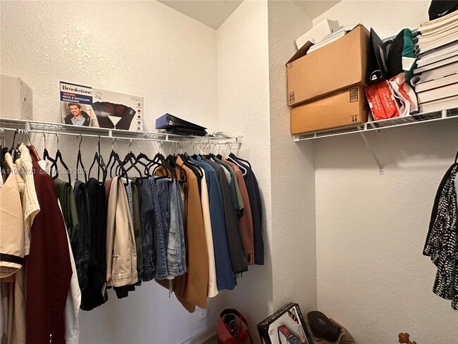 Building Photo - 13306 Tropical Ave