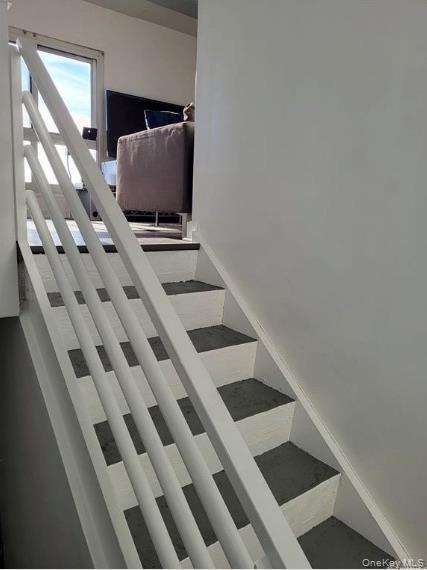 Building Photo - 1 Landmark Sq