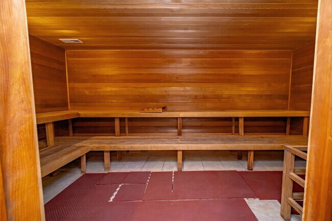 Building Photo - 3404 American Dr