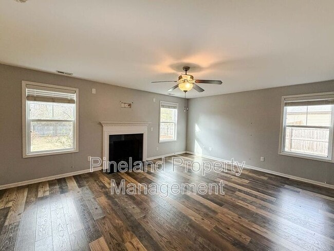 Building Photo - 1033- 164 Ladden Lane