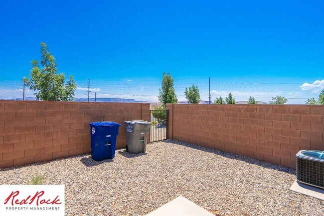 Building Photo - 1005 Tortoise Rock Dr