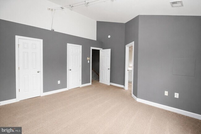 Building Photo - 2218 Mears Ln