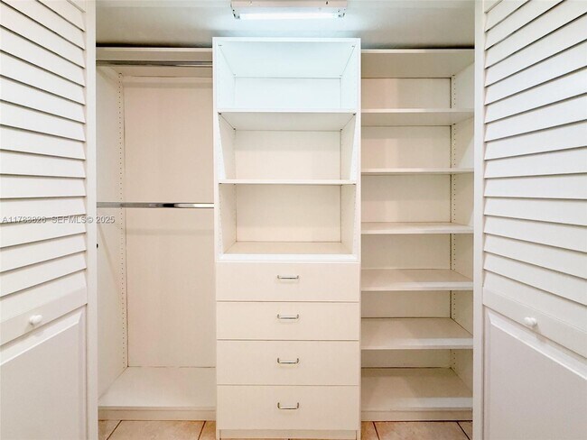 Building Photo - 6282 SW 133rd St