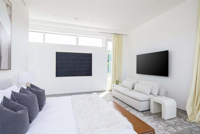 Building Photo - 15105 Oregon Rd