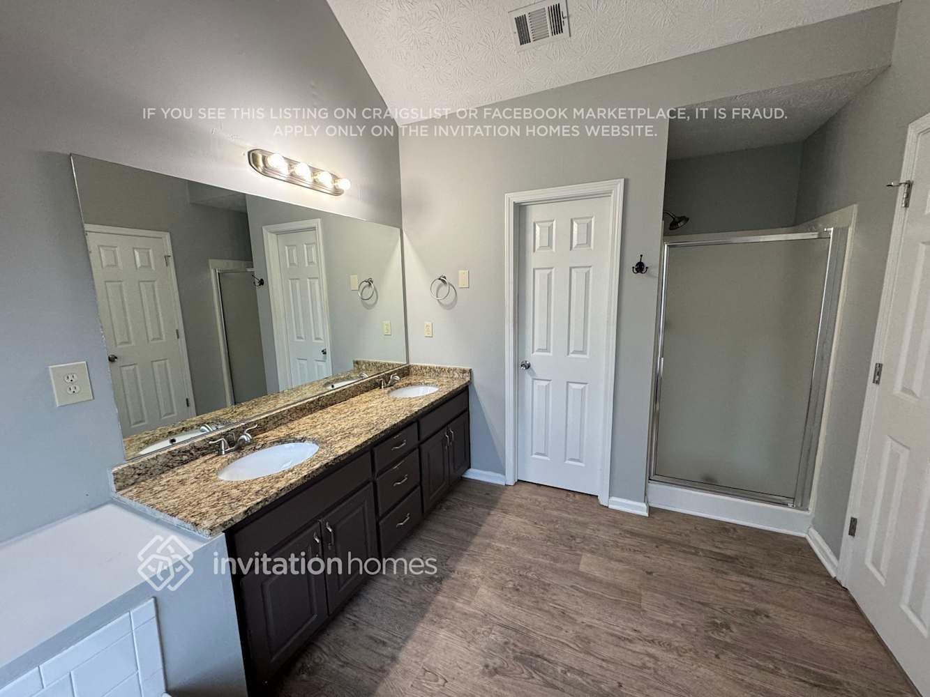 Building Photo - 961 Rolling Meadows Dr
