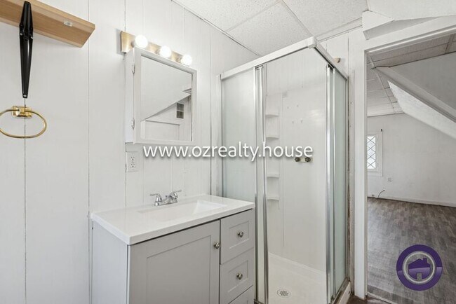 Building Photo - 322 Euclid Ave