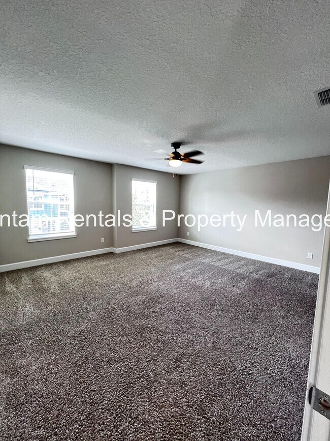 Building Photo - 1421 Captiva Cv