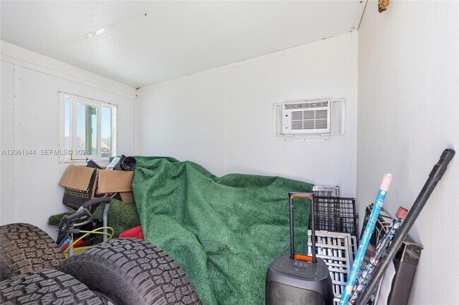 Building Photo - 25847 SW 145th Ave