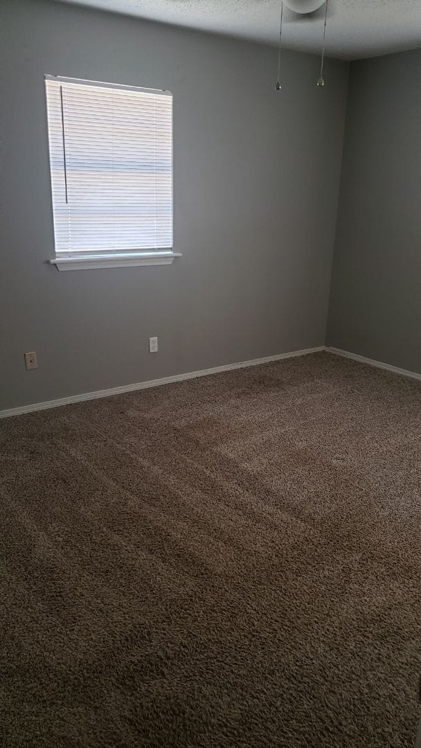 Building Photo - Located in Canyon 3/2/1 great area CH/A