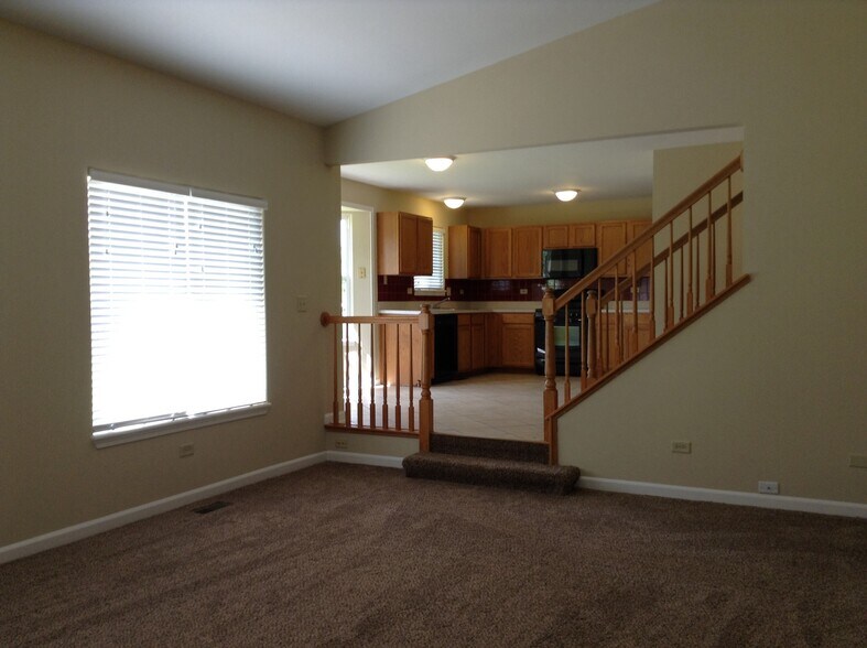 Building Photo - 25830 S Brookfield Ct