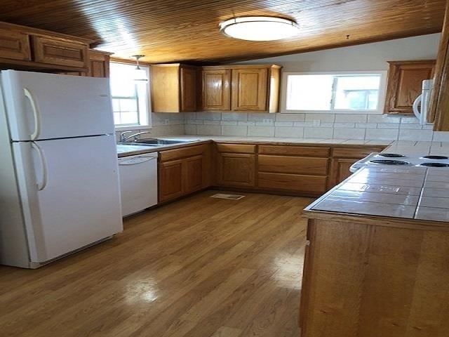 Building Photo - 207 Winding Way