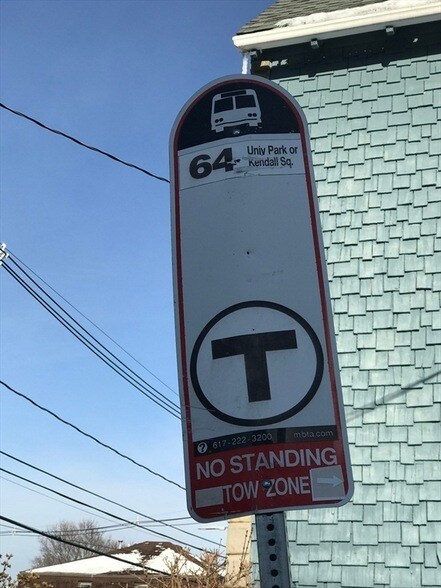 Building Photo - 203 Bigelow St