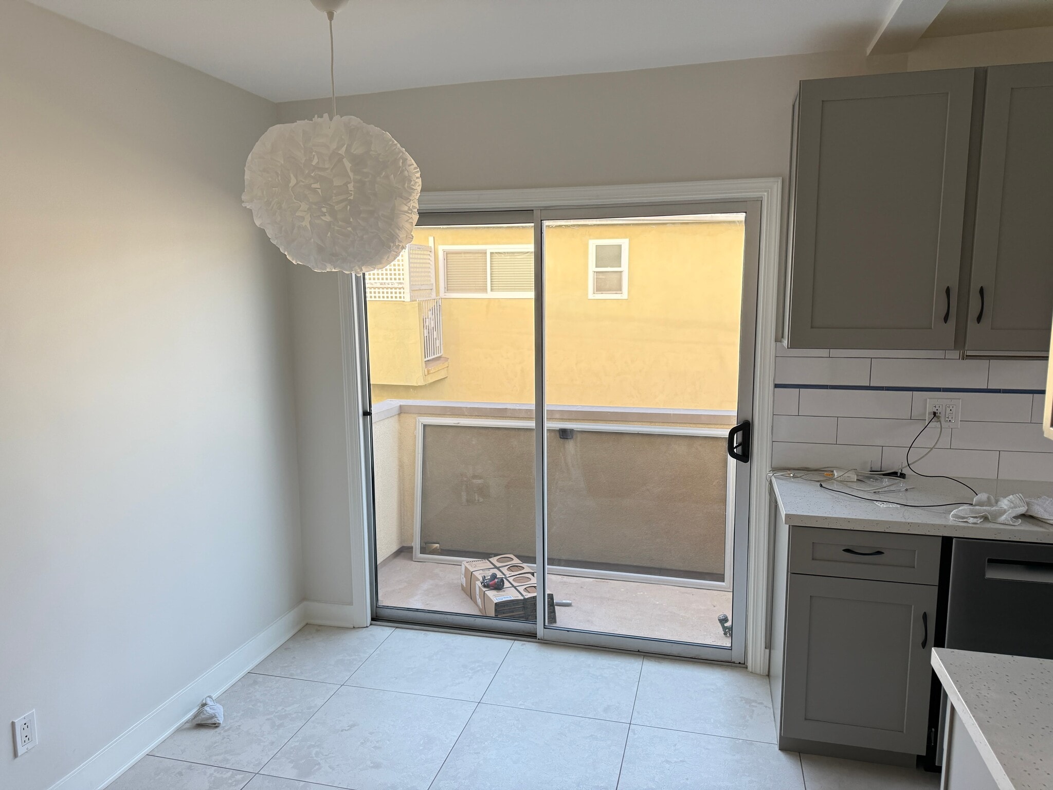 Dining area, patio - 1533 Princeton St