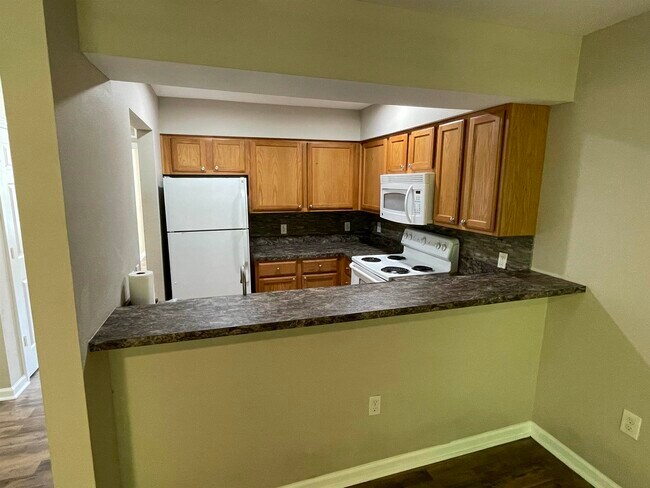 Building Photo - 2310 Timber Oak Ln