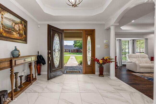 Building Photo - 4 Bedroom 3.5 bath in Greenacres