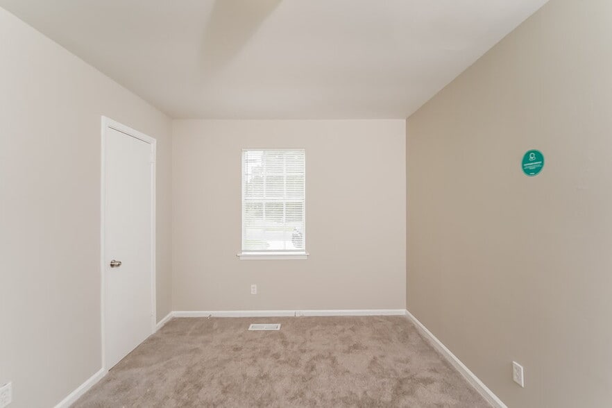 Building Photo - 134 Freda Jane Ln