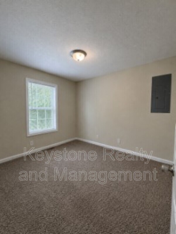 Building Photo - 1236 Verkler Dr