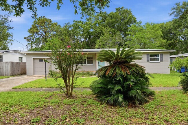 Building Photo - 3764 Culp Dr