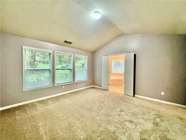 Building Photo - 1720 Rutland Pass Dr SE