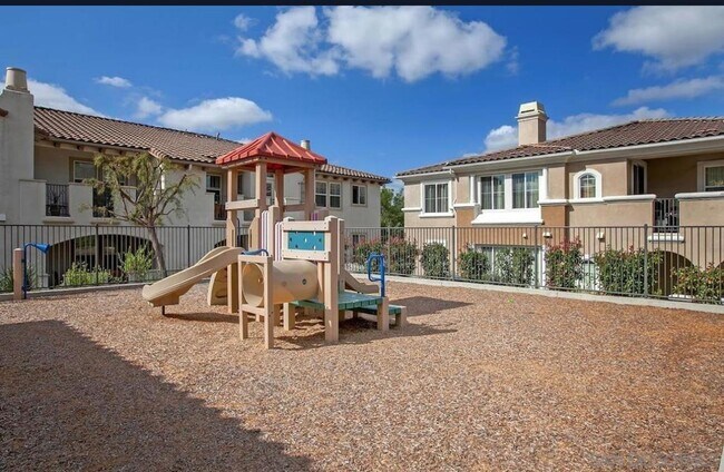 Building Photo - 12643 Elisa Ln