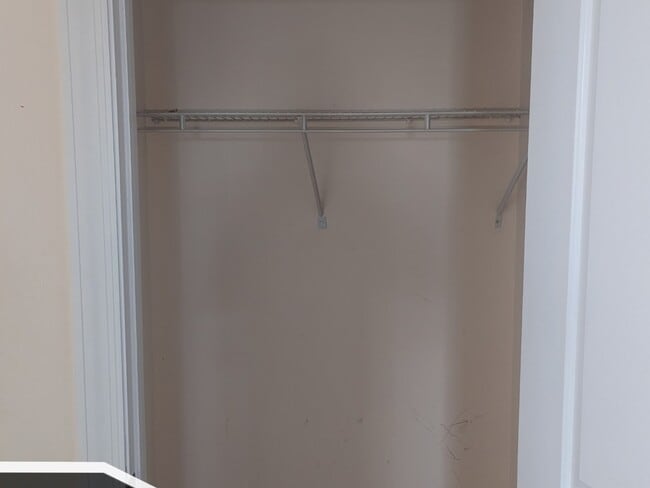 Building Photo - 4715 N Sheridan Rd