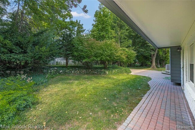 Building Photo - 2601 Lamplighter Ln